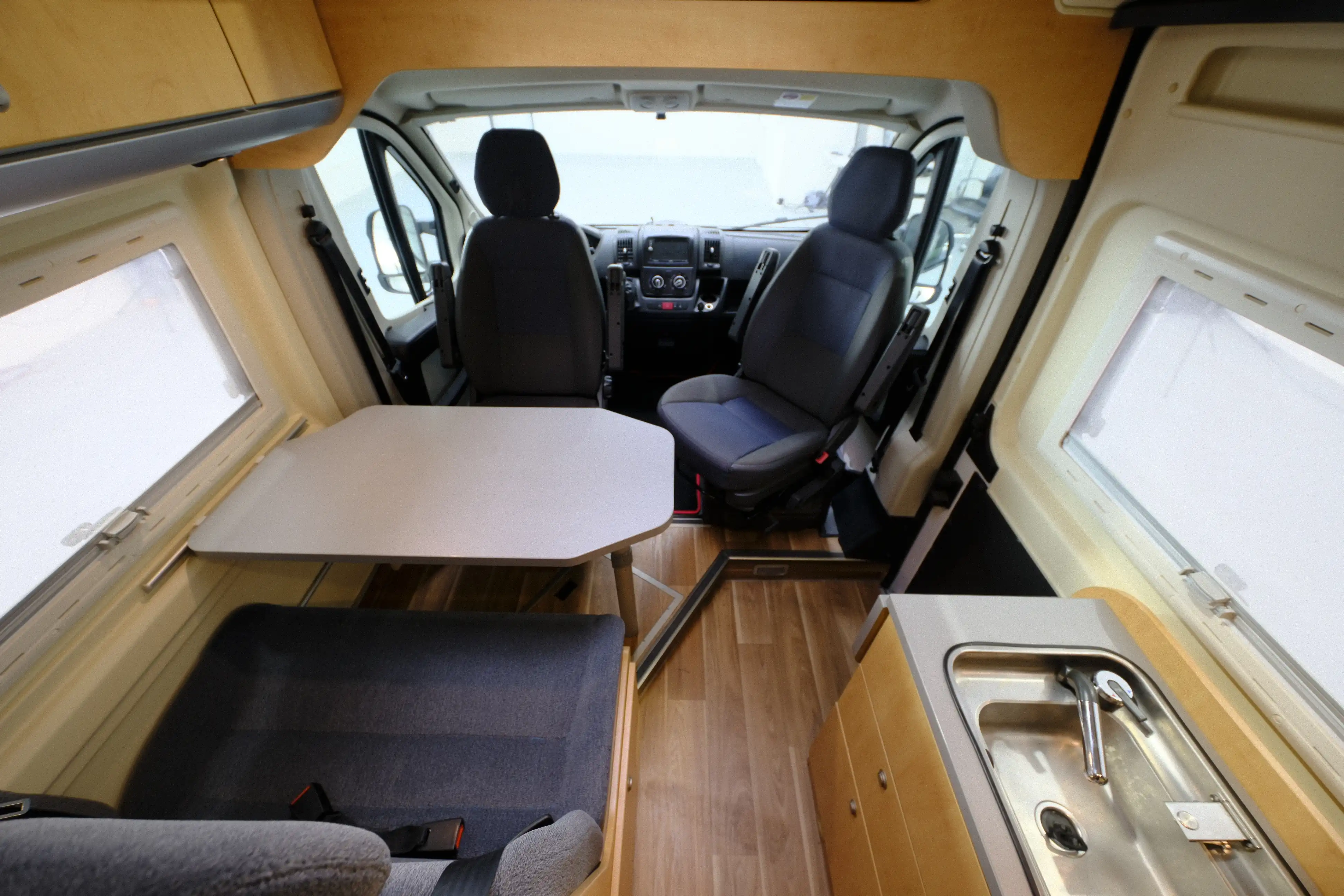 CLEVER Van 600